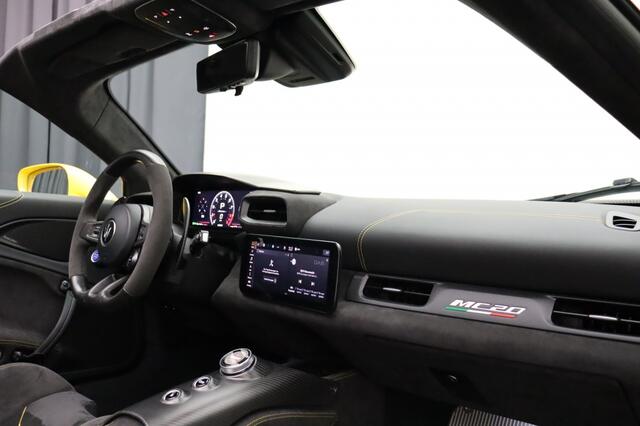 Maserati MC20
