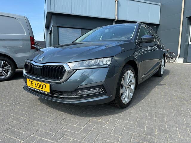 Skoda Octavia iV PHEV Business Edition Navi.Camera stoelverw.
