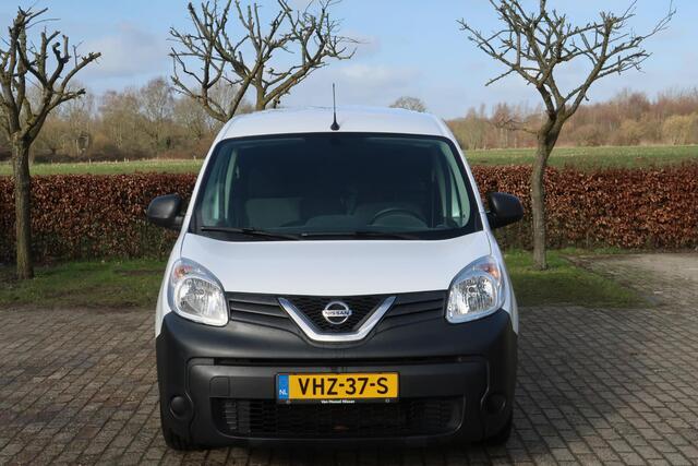 Nissan NV250