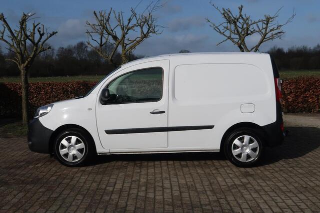 Nissan NV250