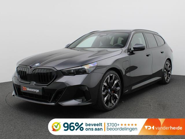 BMW 5 Serie e xDrive 299PK Aut. M-Sport, Panoramadak, Head-Up Display, Stoelverwarming & ventilatie, Bowers & Wilkins Audio, Elektr. Achterklep, Trekhaak, 21" LM Velgen