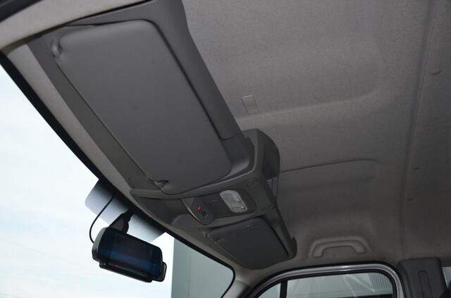 Nissan Nv400