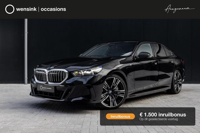BMW 5 Serie | SOH 95,6% | M-Sport | Comfortstoelen met Geheugen | Adaptief Onderstel | Comfort Pakket | Panoramadak | Driving Assistant Professional | Shadow Line | Adaptieve LED Verlichting | DAB | Bowers & Wilkins |