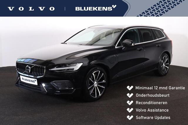 Volvo V60 ge AWD Core Bright - IntelliSafe Assist & Surround - 360º Camera - Harman/Kardon audio - Adaptieve LED koplampen - Verwarmde voorstoelen, stuur & achterbank - Parkeersensoren voor & achter - Extra getint glas - 18' LMV