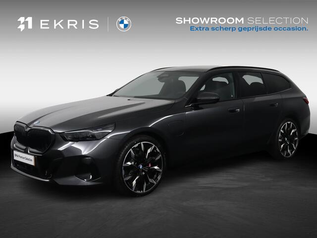 BMW 5 Serie e M Sport Edition | M Sportpakket Pro | Innovation Pack | Trekhaak | Panoramadak | Harman-Kardon | Driving Assistant Plus