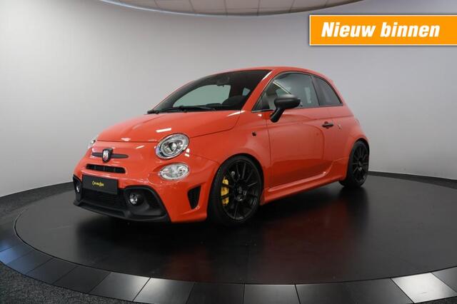 Abarth 695 izione 180pk  Carbon schaalstoelen