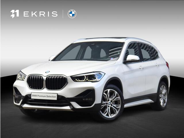 BMW X1 20i | High Executive | Sport Line | Panodak | Head-Up | Comfort Access | Parking Pack | Sportstoelen | Verwarmd Stuurwiel | 18'' LMV
