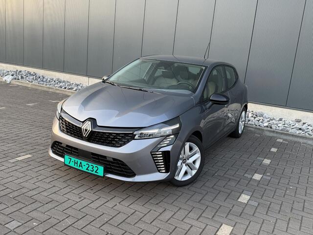 Renault Clio ull Hybrid 145 evolution