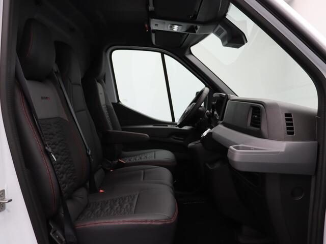 Nissan Interstar