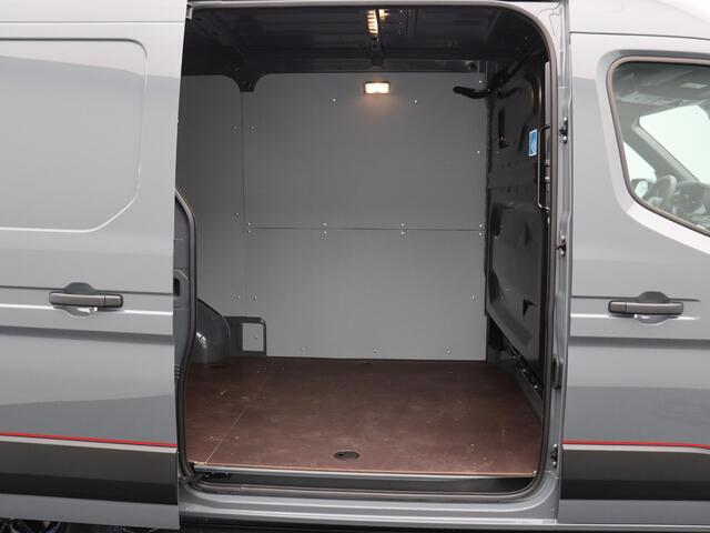 Nissan Interstar