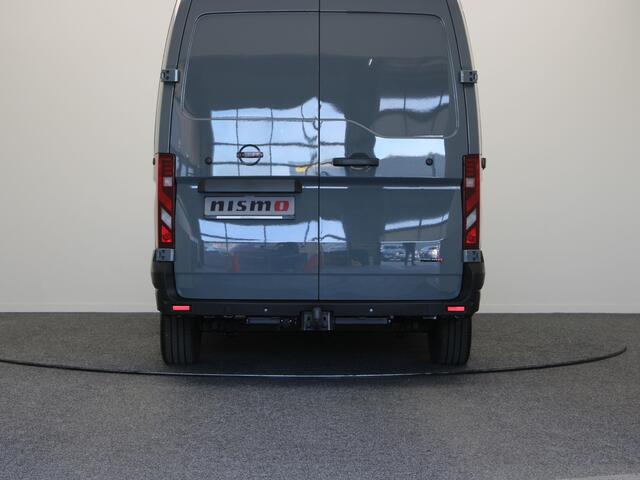 Nissan Interstar