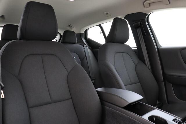 Volvo EX40