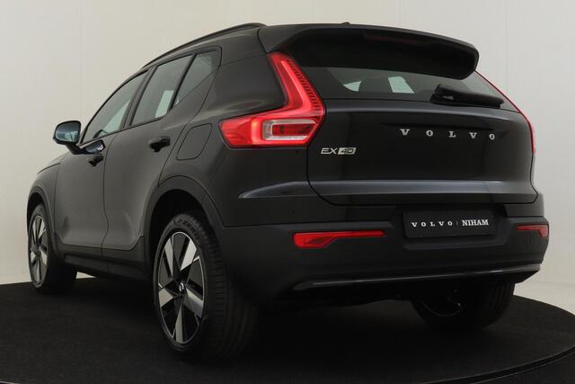 Volvo EX40