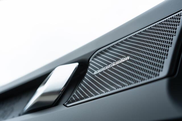 Volvo EX40