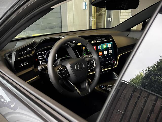 Lexus RZ