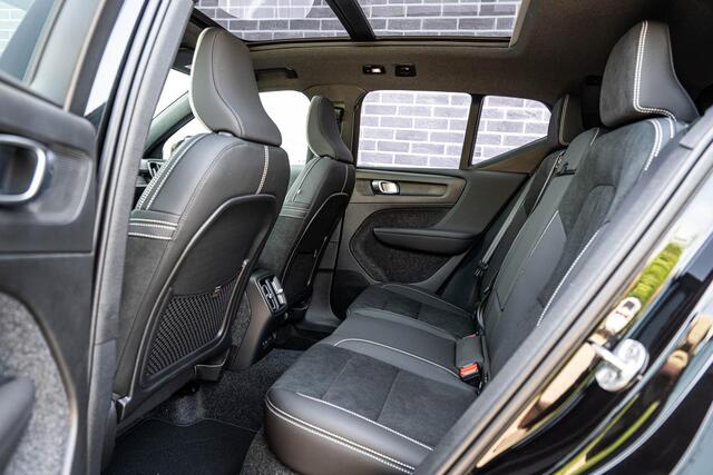 Volvo EX40