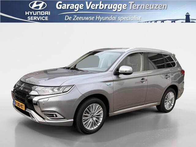 Mitsubishi Outlander Navigatie | Cruise control (adaptief) | Acht