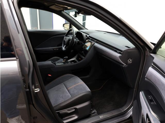 Lexus LBX