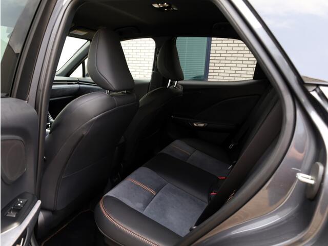 Lexus LBX