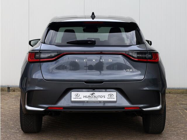 Lexus LBX