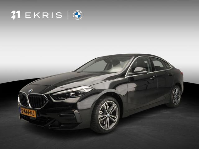 BMW 2 Serie 218i | LED | Leder | Navigatie | Trekhaak | Sportstoelen | Chrome line | Stoelverwarming | DAB | Alu 17 inch