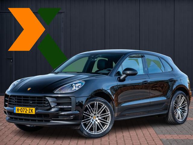 Porsche Macan NW model | Volleder | 21" LM turbo classic | Panodak | CarPlay | Stoelverw | Parkpack | Trekhaak | Org NL & dealer onderhouden!