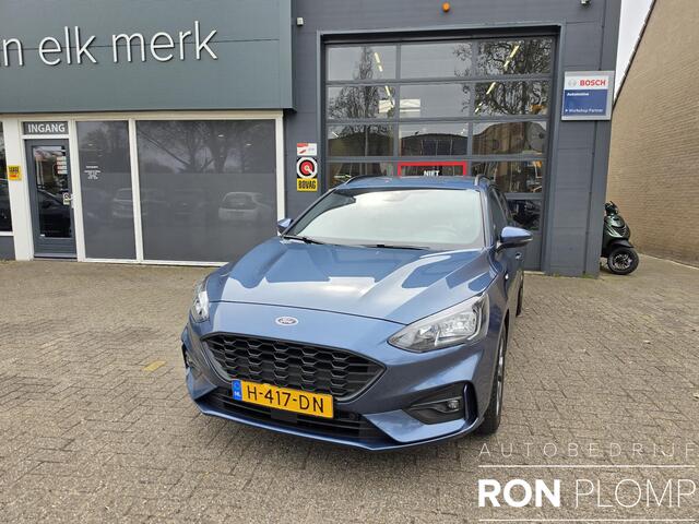 Ford Focus EcoBoost ST Line Business 125PK/ Airco/ Navigatie/ Cruise/ Apple carplay/ PDC/ LED/ LMV