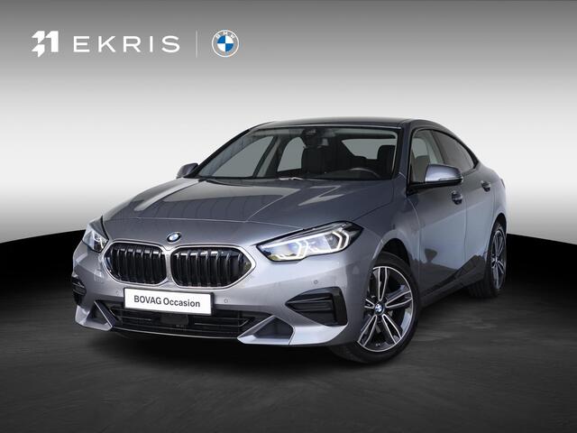 BMW 2 Serie 218i | Comfort Pack | Stuurwielrand verwarmd | Achteruitrijcamera | Stoelverwarming | 17''