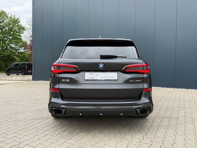 BMW X5 45e B&W Skylounge massage tr.hk