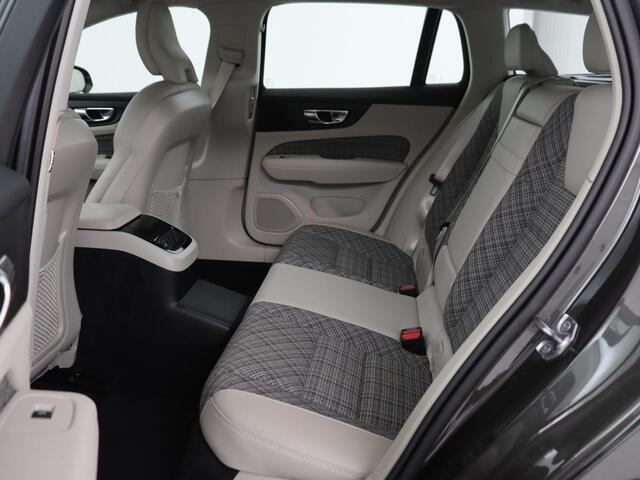 Volvo V60 in Engine AWD Momentum Pro | SOH 88% | Stoelverwarming | Adaptive cruise | Carplay | Half leder | Navigatie | Full LED | Parkeerhulp | Climate control | Bluetooth | PHEV | Plug In