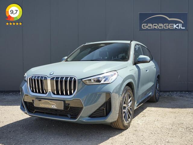 BMW X1 25e Dealeronderh. / Cape York Green / M-sport / Shadowline / Smartphone Integratie / Sportstoelen / LED / DAB