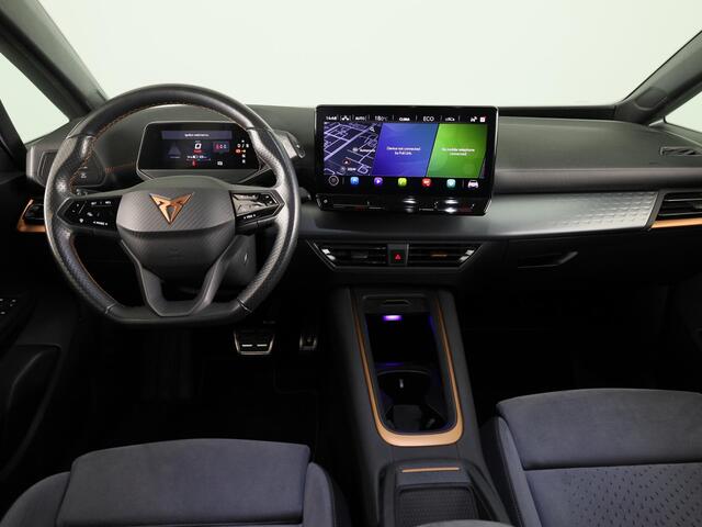 Cupra Born e One 62 kWh 204pk | SOH 89% | Parkeercamera | Navigatie | Verwarmbare voorstoelen | App connect | Verwarmbaar stuurwiel