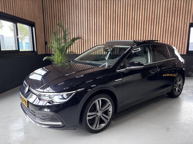 Volkswagen Golf PANO! LED! STOELMASSAGE!