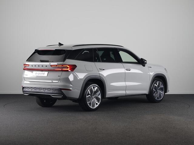 Skoda Kodiaq Sportline Business | Panoramadak | Trekhaak | 360 camera | Adaptief onderstel | Canton Sound | Head-up | Blind Spot |