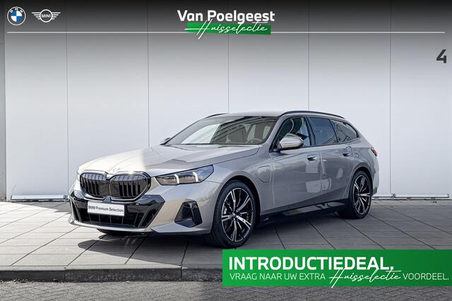 BMW 5 Serie e M Sport Edition M-Sport | Trekhaak | Glazen Dak | Driving Assistant Plus | 20 inch | Huisselectie