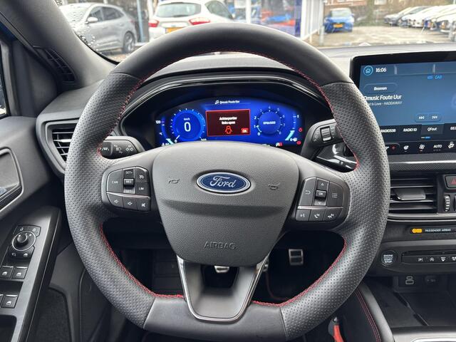 Ford Focus st Hybrid ST Line X | Bellen voor bezichtiging | 125pk Trekhaak | Winterpack | Achteruitrijcamera | Nederlandse auto