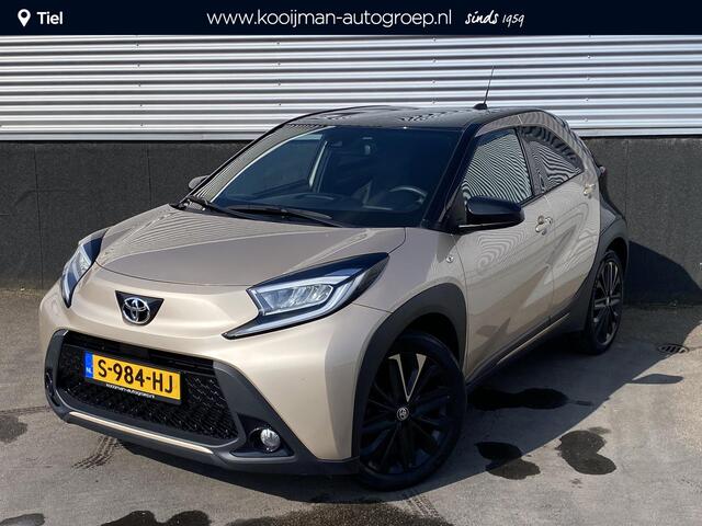 Toyota Aygo S-CVT Premium Automaat, NL-auto, 1e eign. JBL, Stoelverwarming, Parkeersensoren, Smart Key, LMV, LED, Navigatie