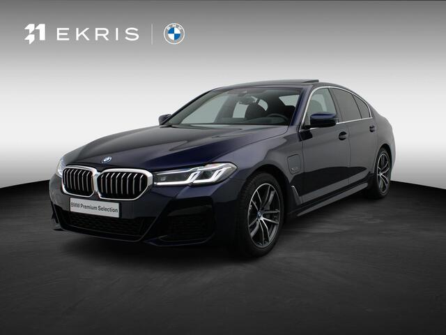 BMW 5 Serie High Executive | M Sportpakket | Parking Pack| Stuurwielrand Verwarmd | Schuifdak | Laserlight | Head-Up Display | Haraman Kardon | 18''