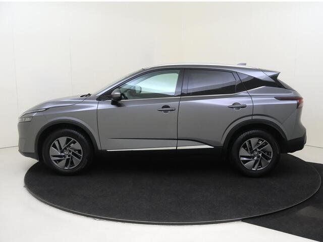 Nissan Qashqai a | airco automatisch | alarmsysteem | Apple Carplay/Android Auto | cruise control adaptief | dodehoekdetectie met correctie | full-LED koplampen | lichtmetalen velgen 17" |