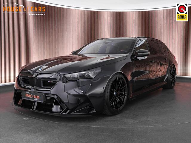 BMW M5 g |BTW-auto|Cobra suspensions|B&W|pano|M-drive prof|iconic glow|carbon interieur|stoelverwarming & verkoeling|Apple Carplay