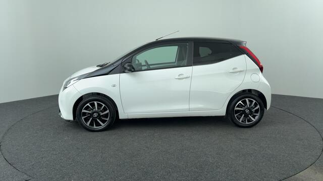 Toyota Aygo cite ultimate | Rijklaar | LM Velgen | Apple Carplay/-Android Auto | Camera achter