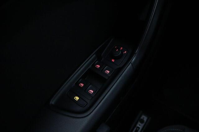 Audi A1 ck 30 TFSI S edition | Cruise control | Stoelverwarming | Parkeersensor achter | Audi sound | App connect | Virtual cockpit