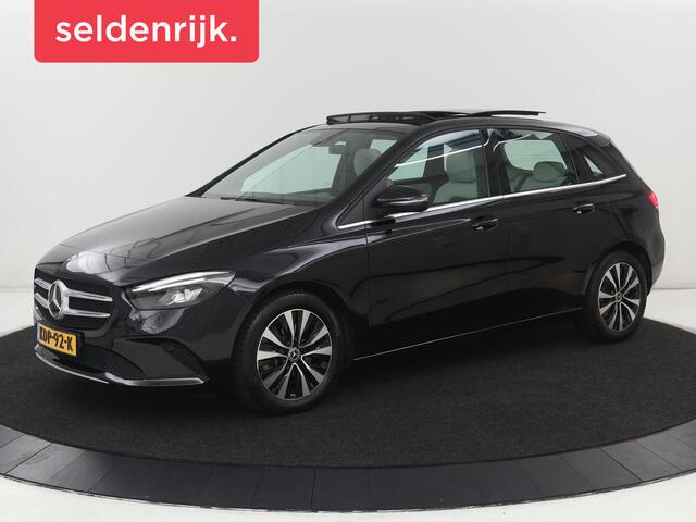 Mercedes-Benz B-Klasse 9% | Panoramadak | Half leder | Widescreen | Camera | Park Assist | Dodehoek detectie | Full LED | Navigatie | Bluetooth | PHEV | Plug In