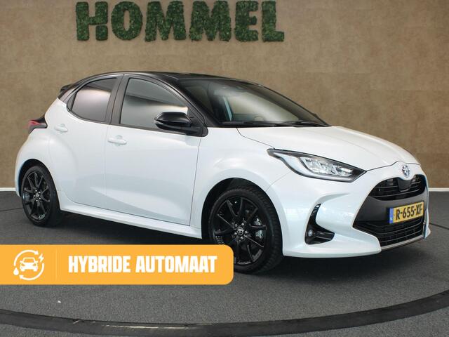 Toyota Yaris i-Tone - 100% ONDERHOUDEN! - NAVIGATIE - STOELVERWARMING - KEYLESS ENTRY & START - 17INCH ZWARTE LICHTMETALEN VELGEN - APPLE CARPLAY/ANDROID AUTO - CAMERA - 4 X ELEKTRISCHE RAMEN -  LICHT EN REGENSENSOR