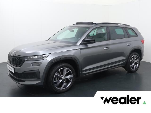 Skoda Kodiaq tline Business 7p. | 150 PK | Automaat | Trekhaak wegklapbaar | Panoramadak | Navigatiesysteem | 19" LM velgen | 3e zitrij |