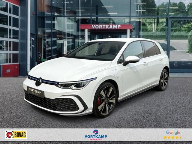 Volkswagen Golf ERA/ACC/IQ-LIGHTS/STOEL+STUURVERW/NAVI/CARPLAY