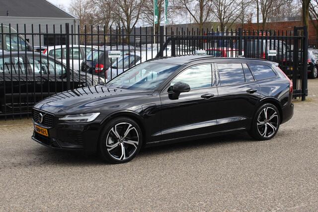 Volvo V60 ug-in hybrid AWD Plus Dark, Schuifd.Trekh