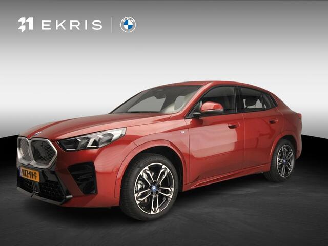 BMW X2 rive30 | M-Sportpakket | LED | Leder | Navigatie | Sportstoelen | Stoelverwarming | Shadow line | DAB | Alu 19 inch
