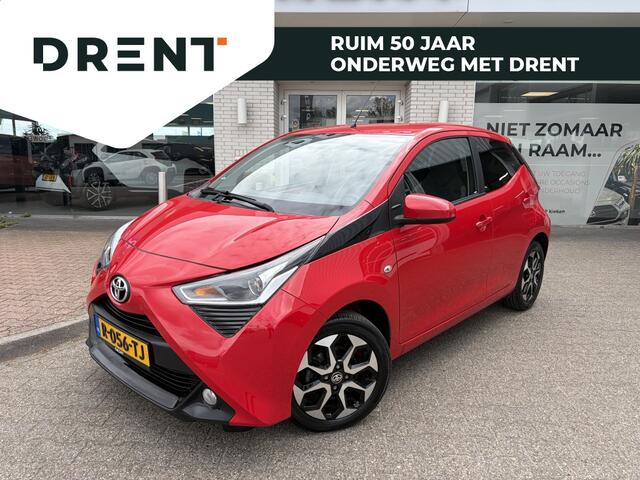 Toyota Aygo joy | Stoelverwarming | Apple Carplay/Android auto