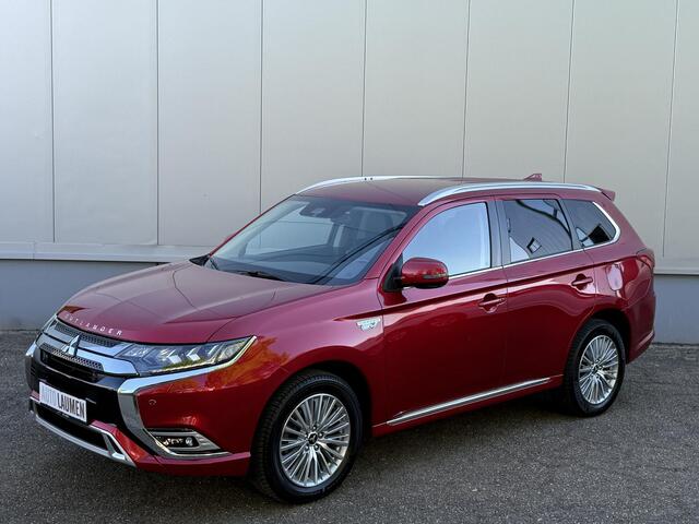 Mitsubishi Outlander utomaat Plug In Hybrid Leder Alcantara Apple Carplay Camera LED Keyless 18 Inch